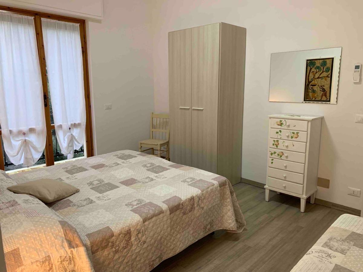 Residence Mare Verde Pietra Ligure Exteriör bild